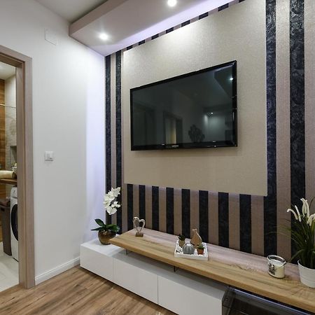 Shine Apartment ซาดาร์ ภายนอก รูปภาพ