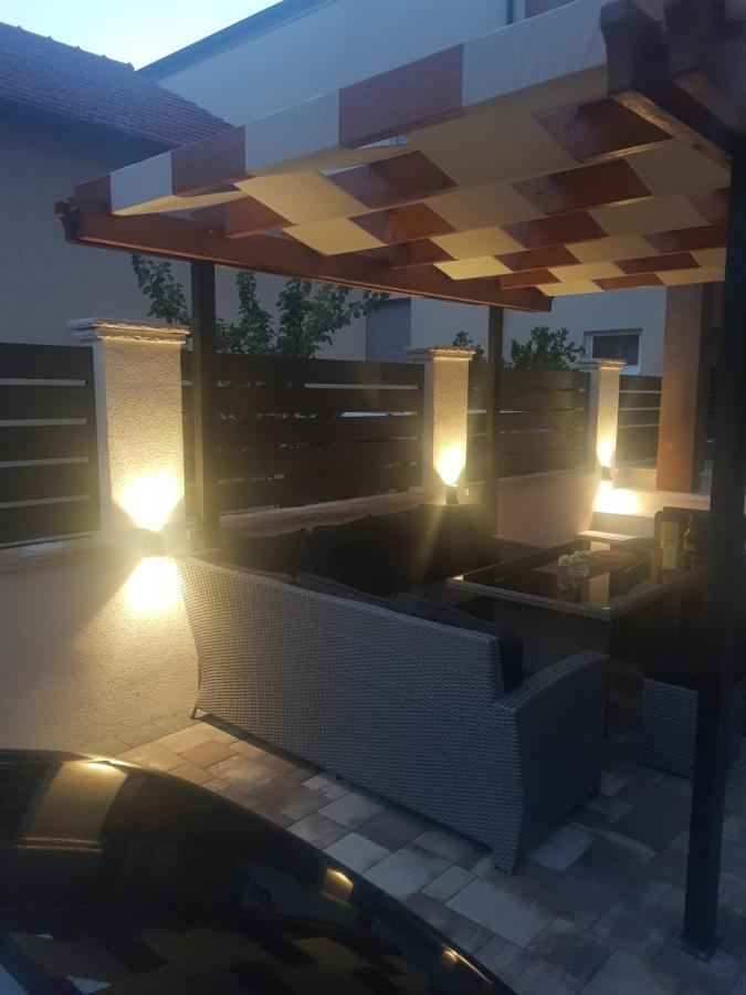 Shine Apartment ซาดาร์ ภายนอก รูปภาพ